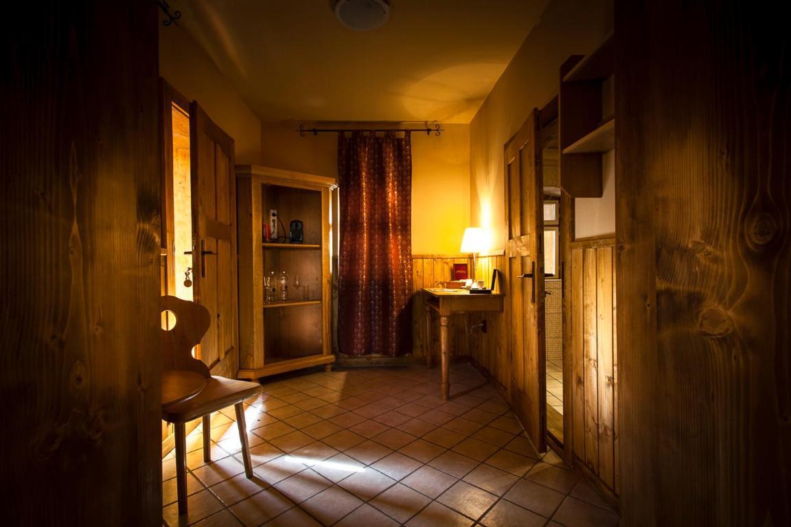 Valea Verde Retreat Transilvania Hotel Cund Room photo