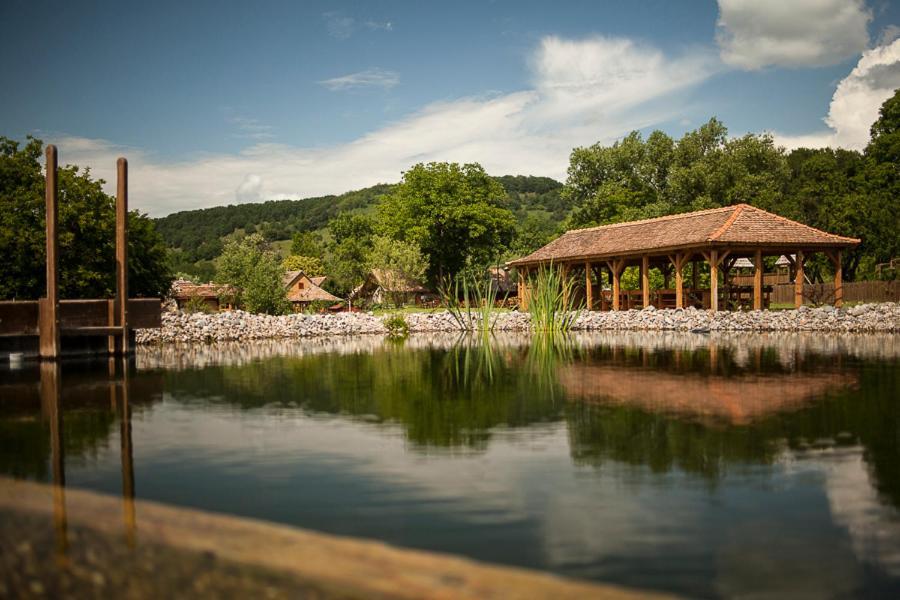 Valea Verde Retreat Transilvania Hotel Cund Room photo