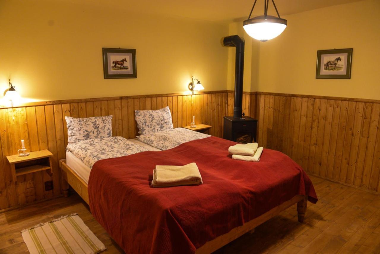 Valea Verde Retreat Transilvania Hotel Cund Room photo